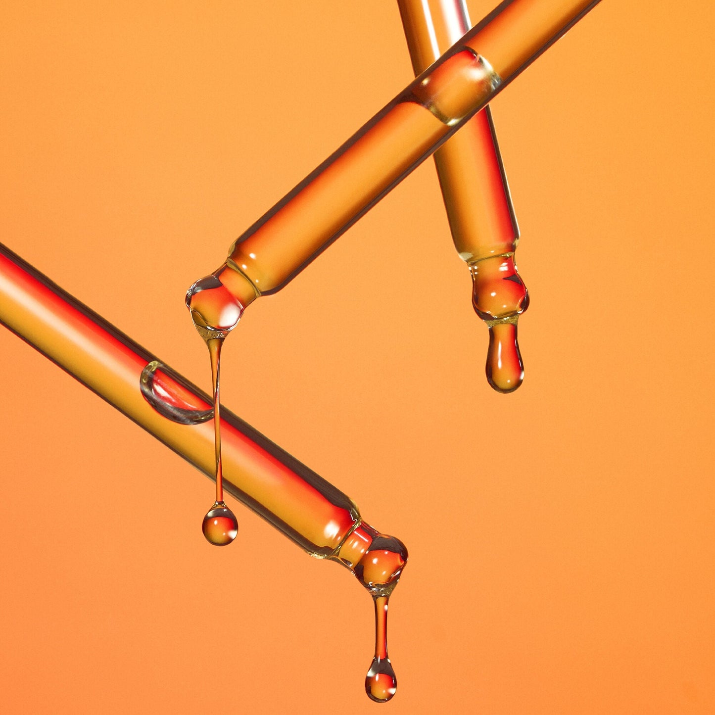 bright-icon-vitamin-c-e-ferulic-serum-g2 101424_SKIN_SL_VitC_Dropper_062_FOCUS_STACK_358_w3QC_IGF_3e3ab094-92b5-4b2c-b61d-f70351355bb3.jpg