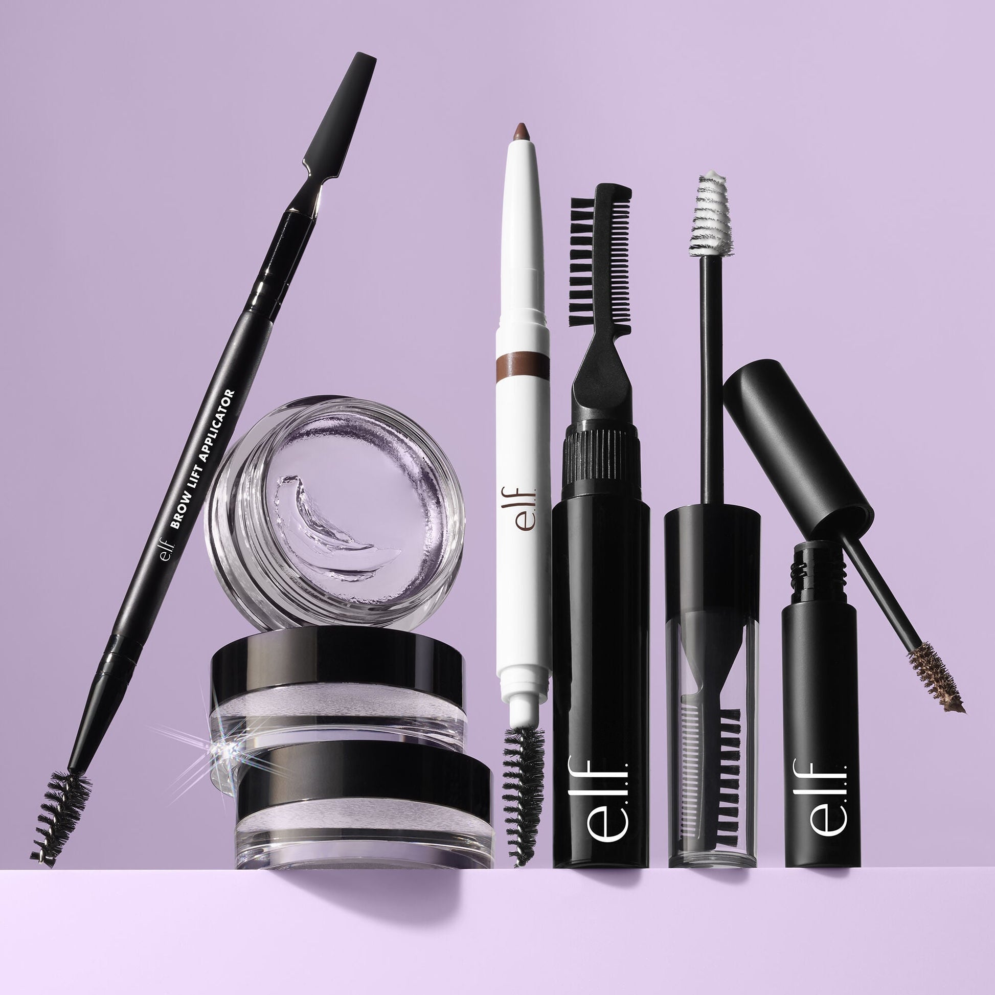 instant-lift-brow-pencil-b7 103023_SL_Brow-Family_4030-MAIN3-FocusStack_IGF_424c3dc5-bcc3-4e43-af40-ced647f3e285.jpg